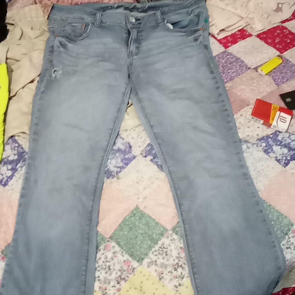Blue jeans American eagle
